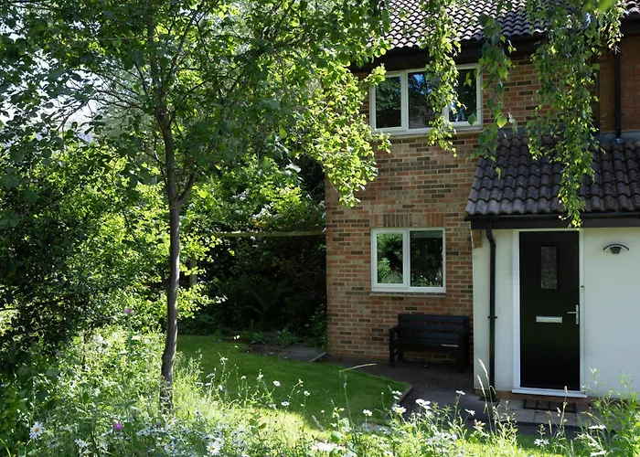 35 Quaker Lane